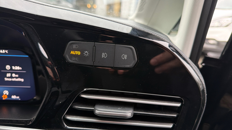 Ford Transit Connect 230 L1 Diesel 2.0 EcoBlue 122ps Limited Van Auto